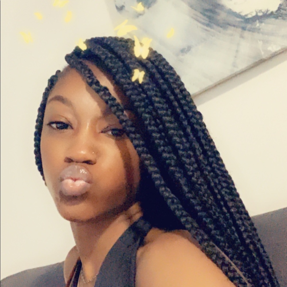 Meet your Posher, Kierra